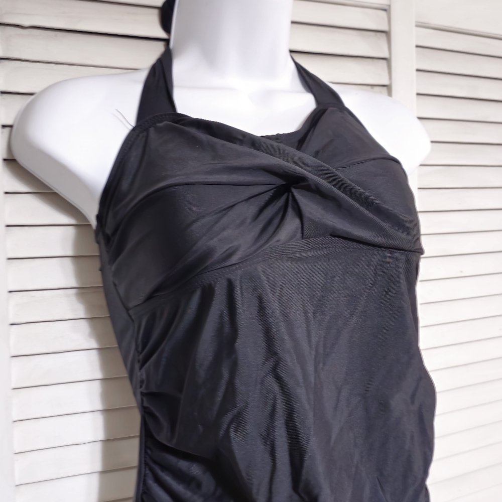 Womens Small Black‎ Halter Swimsuit Shorts One Piece - Picture 6 of 7